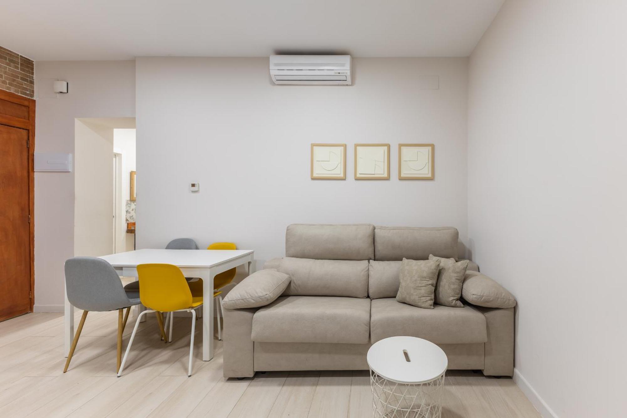 Cuatro Caminos Apartament